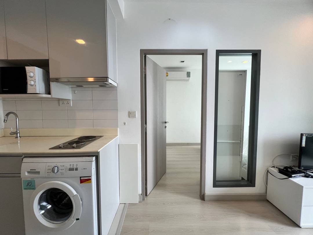 For Rent IDEO Mobi Sukhumvit 81 image