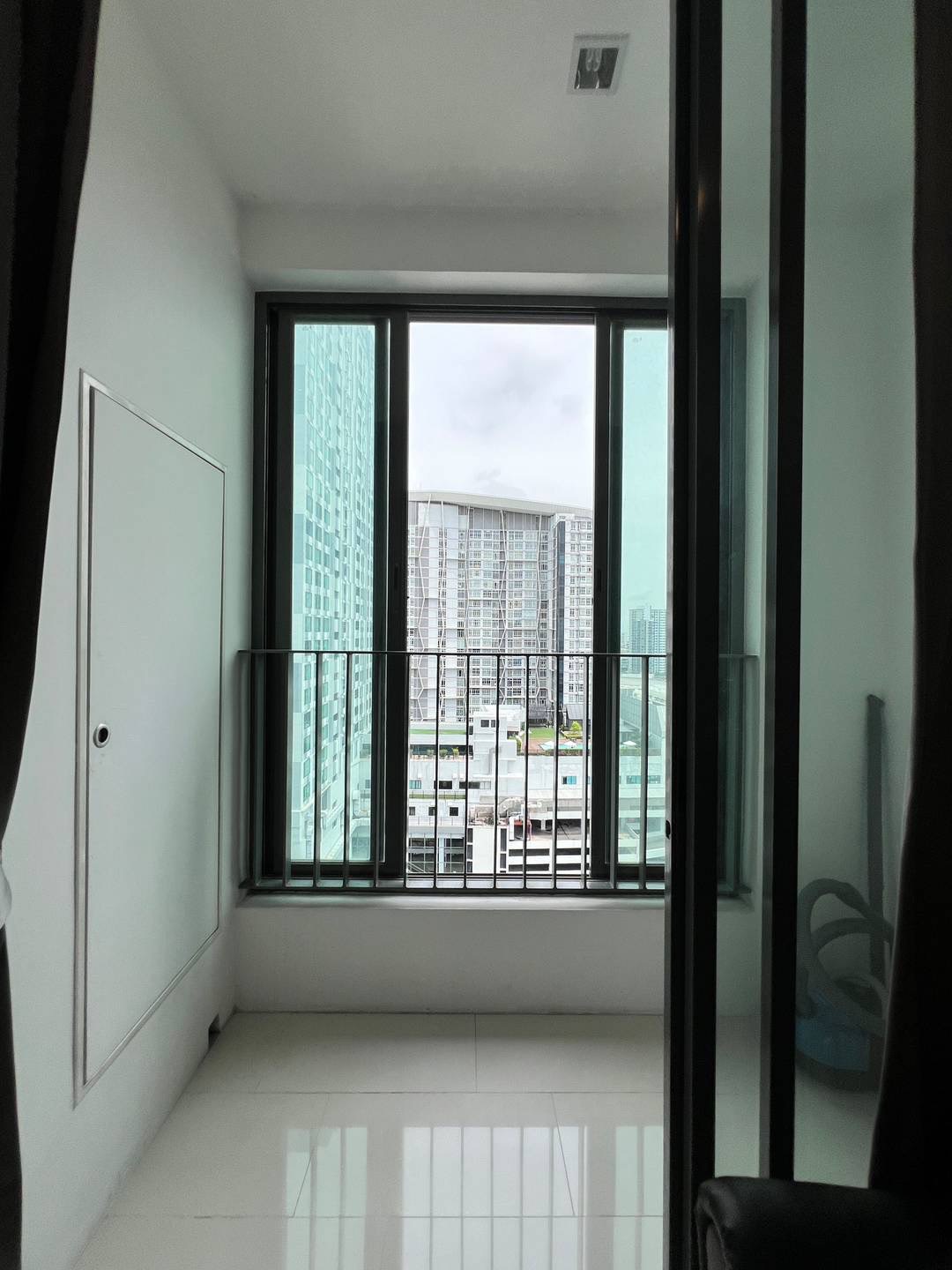 For Rent IDEO Mobi Sukhumvit 81 image