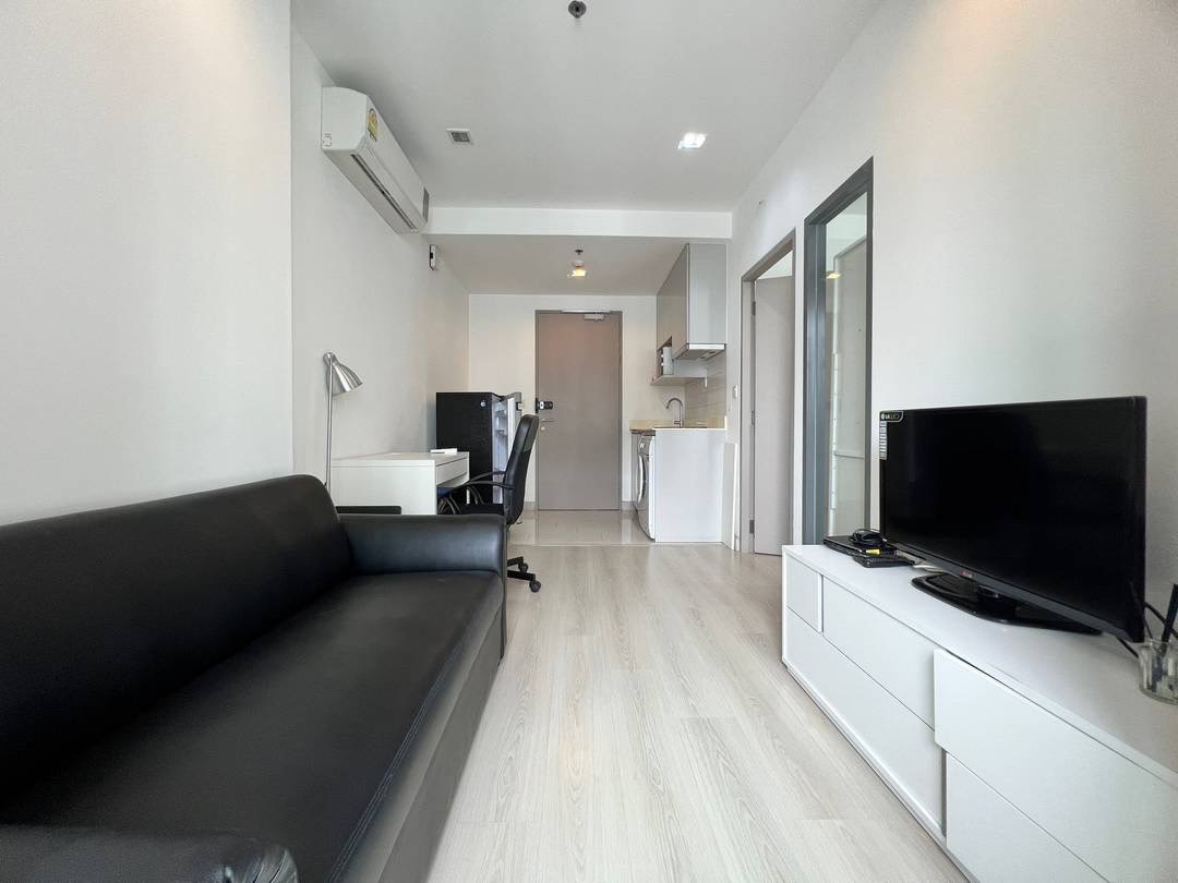 For Rent IDEO Mobi Sukhumvit 81 image