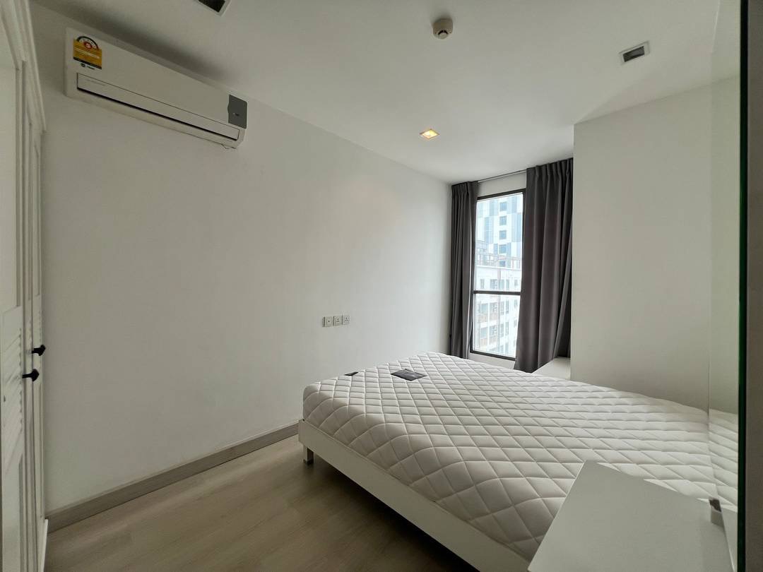 For Rent IDEO Mobi Sukhumvit 81 image