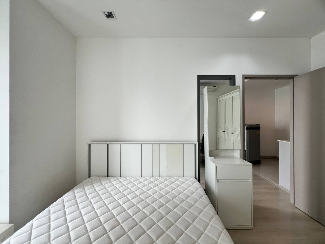 For Rent IDEO Mobi Sukhumvit 81 image