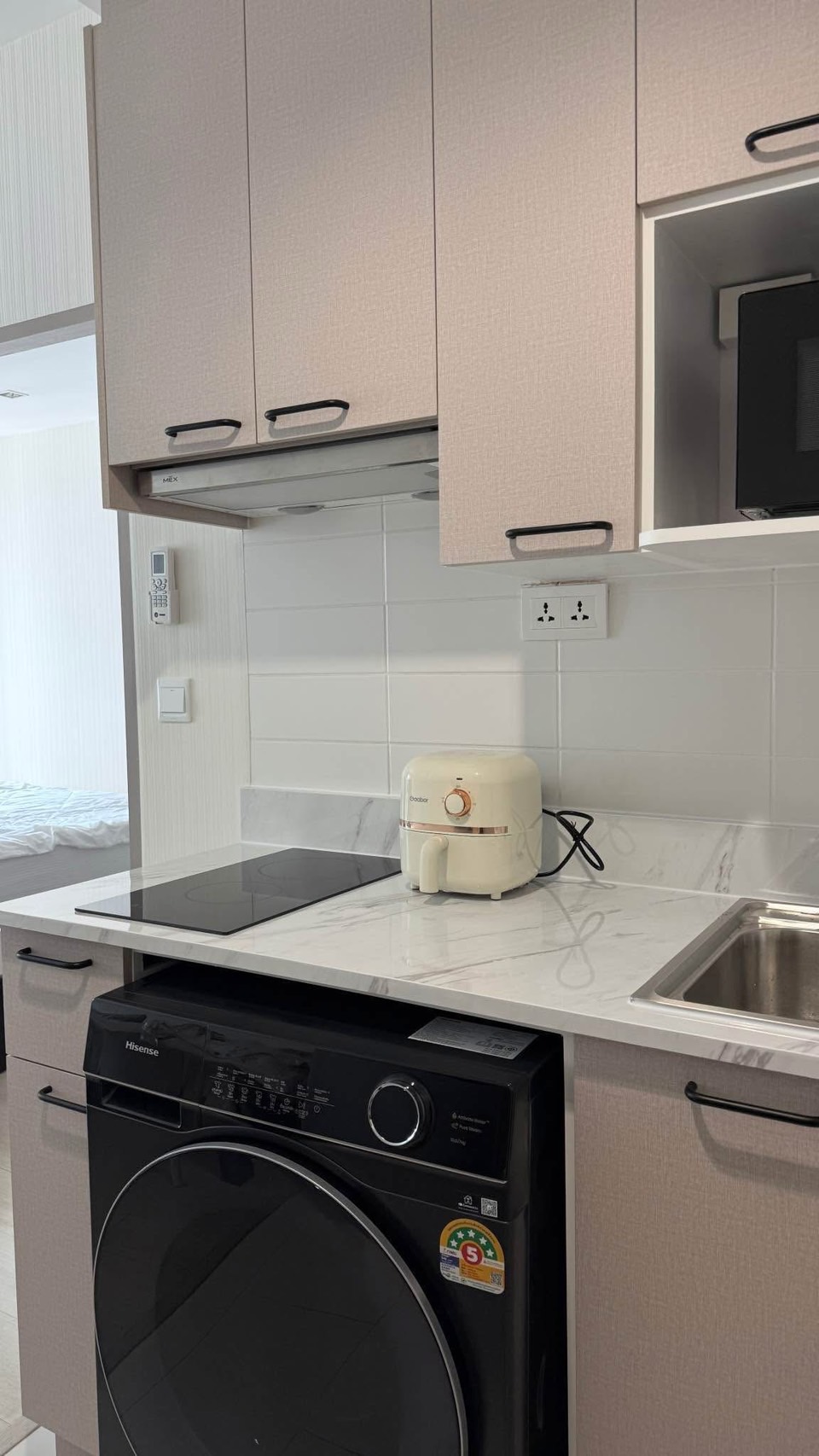 For Rent Ideo Mobi Sukhumvit 81  image