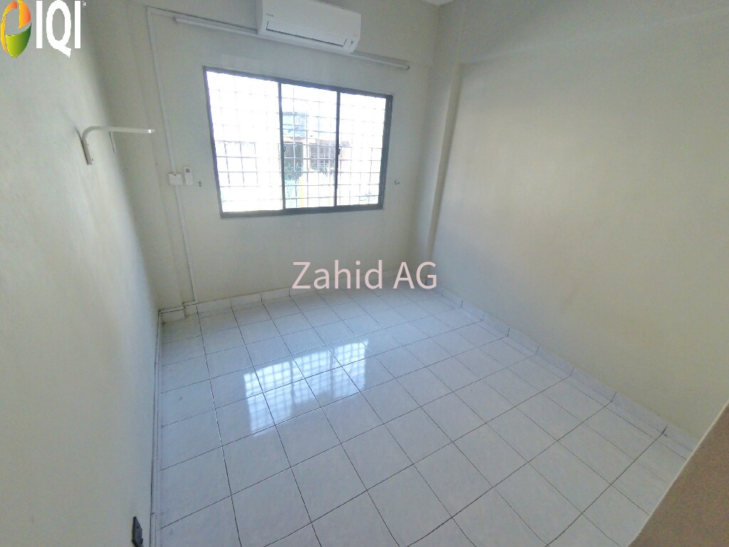 Putra Villa, Bandar Seri Putra, Bangi image