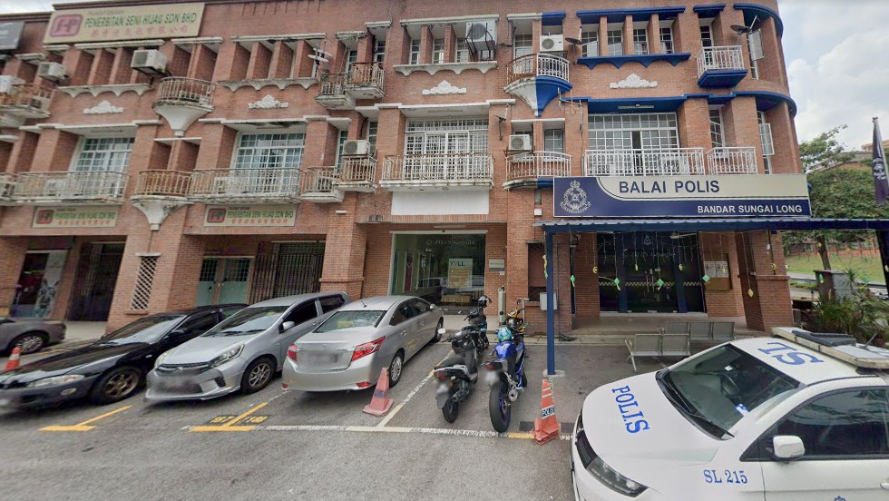 Bandar Sungai Long image