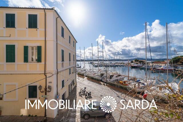 MAI-01-26 | Charming Apartment in Historic Building, La Maddalena photo