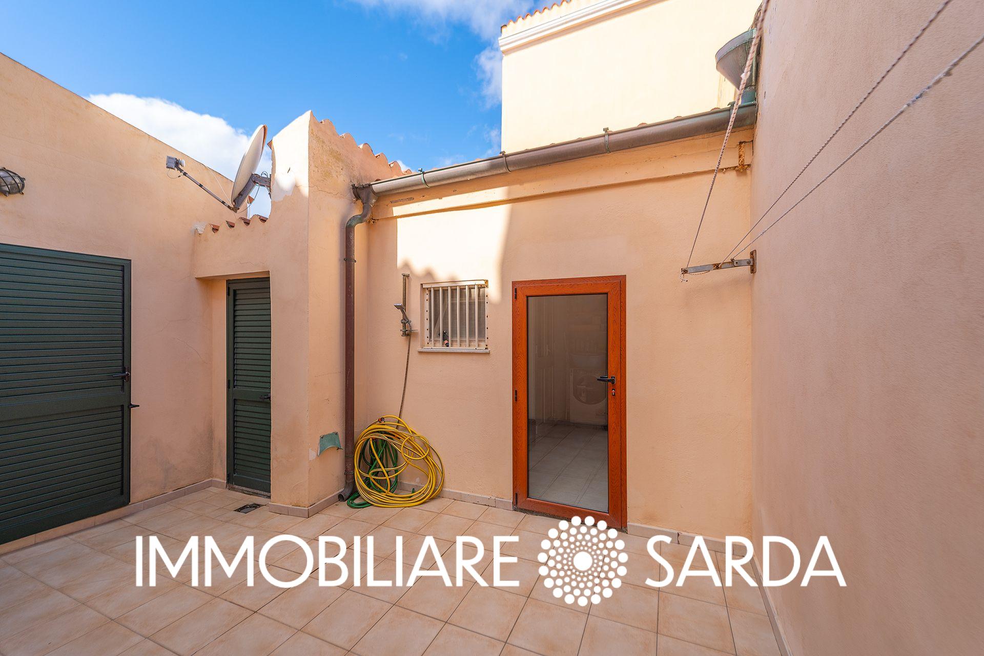 MAI-01-26 | Charming Apartment in Historic Building, La Maddalena image