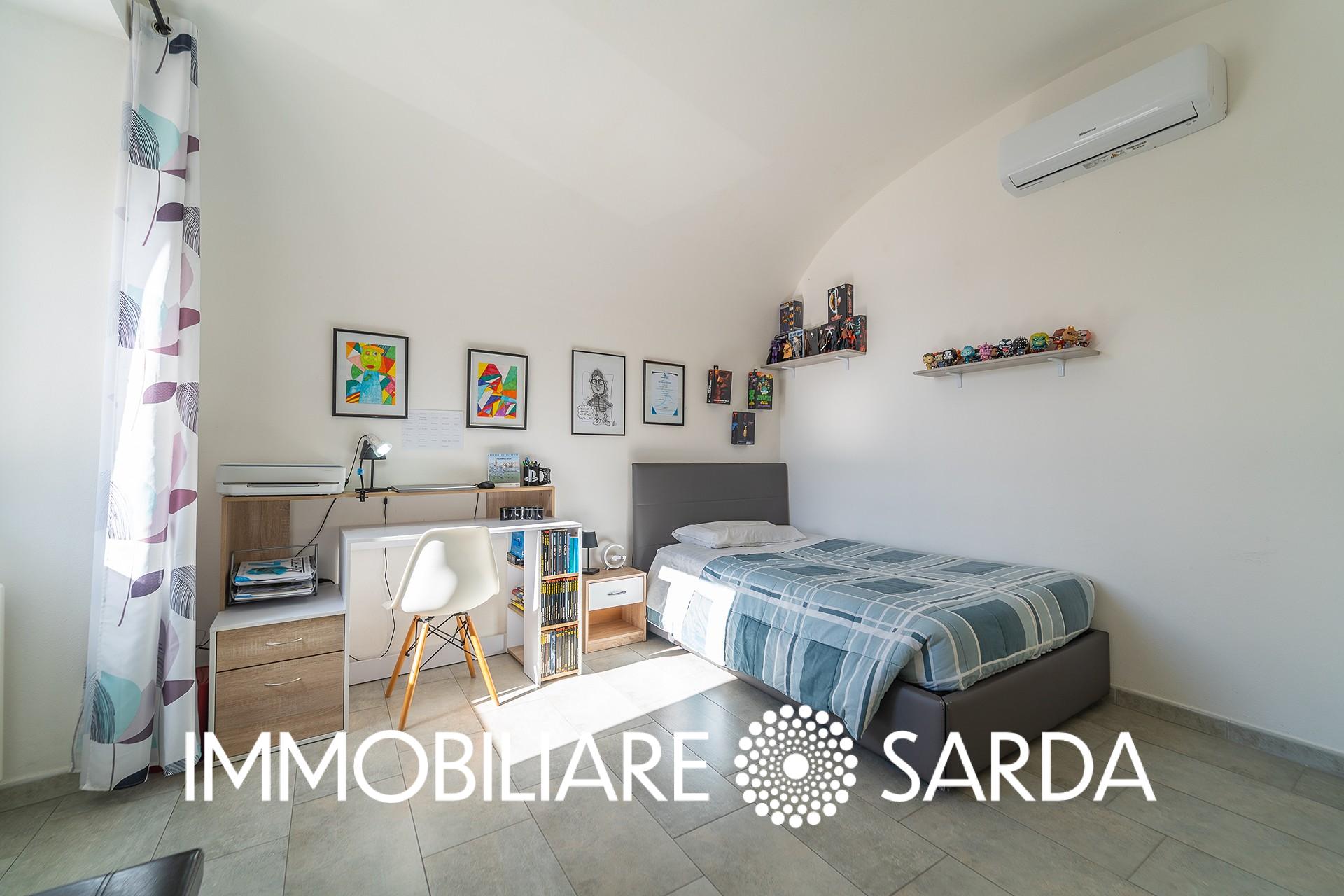 MAI-01-26 | Charming Apartment in Historic Building, La Maddalena image