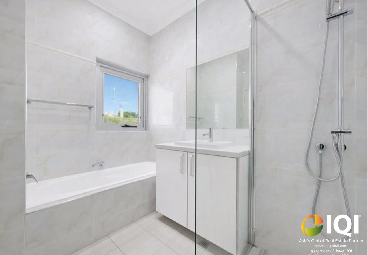 Statement Architecture | 528sqm of Coastal Living image