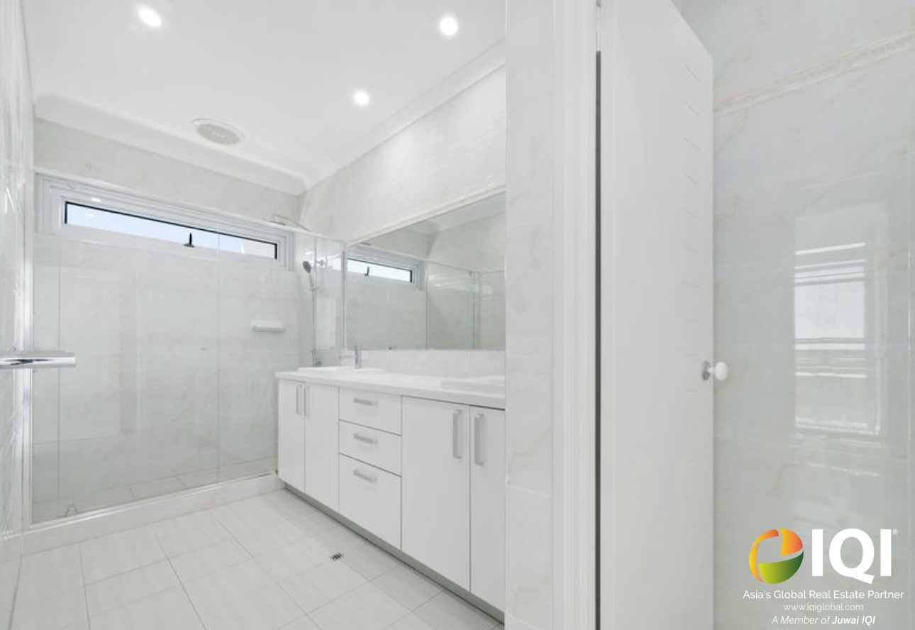 Statement Architecture | 528sqm of Coastal Living image