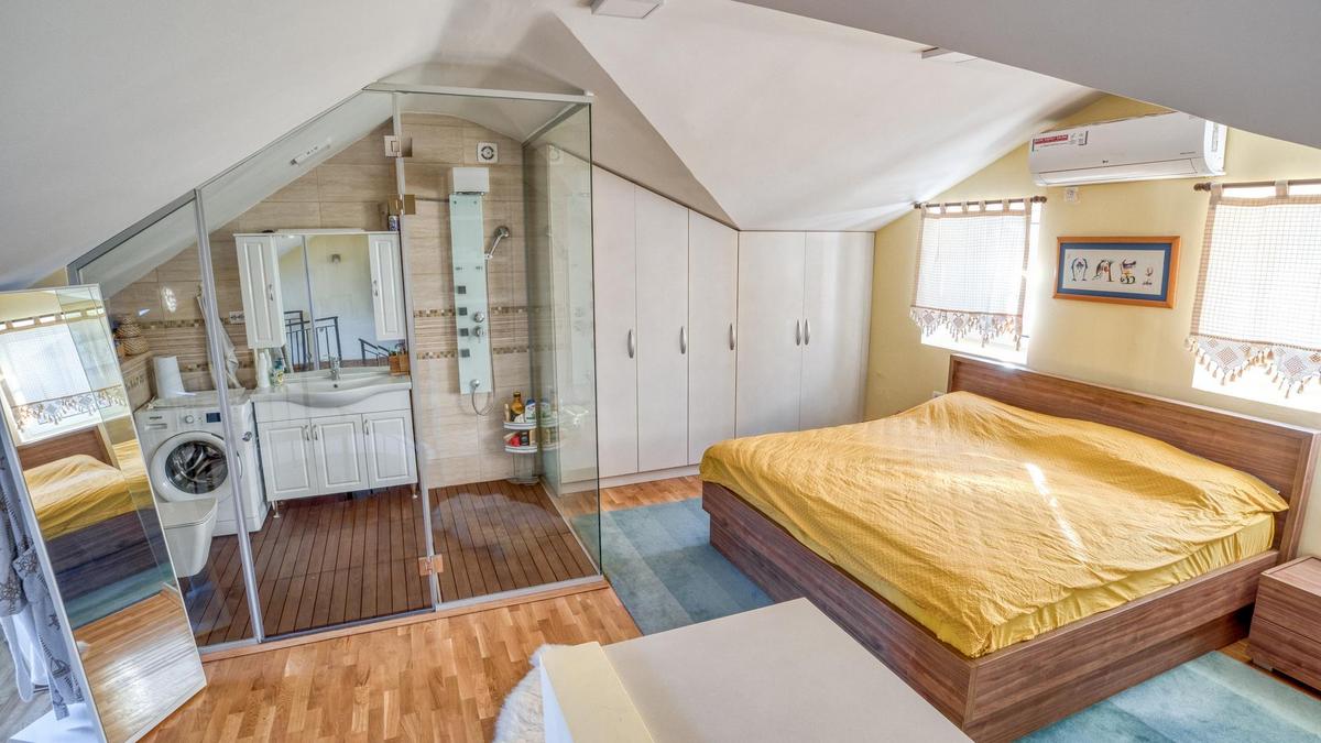 First-line stone villa for sale image