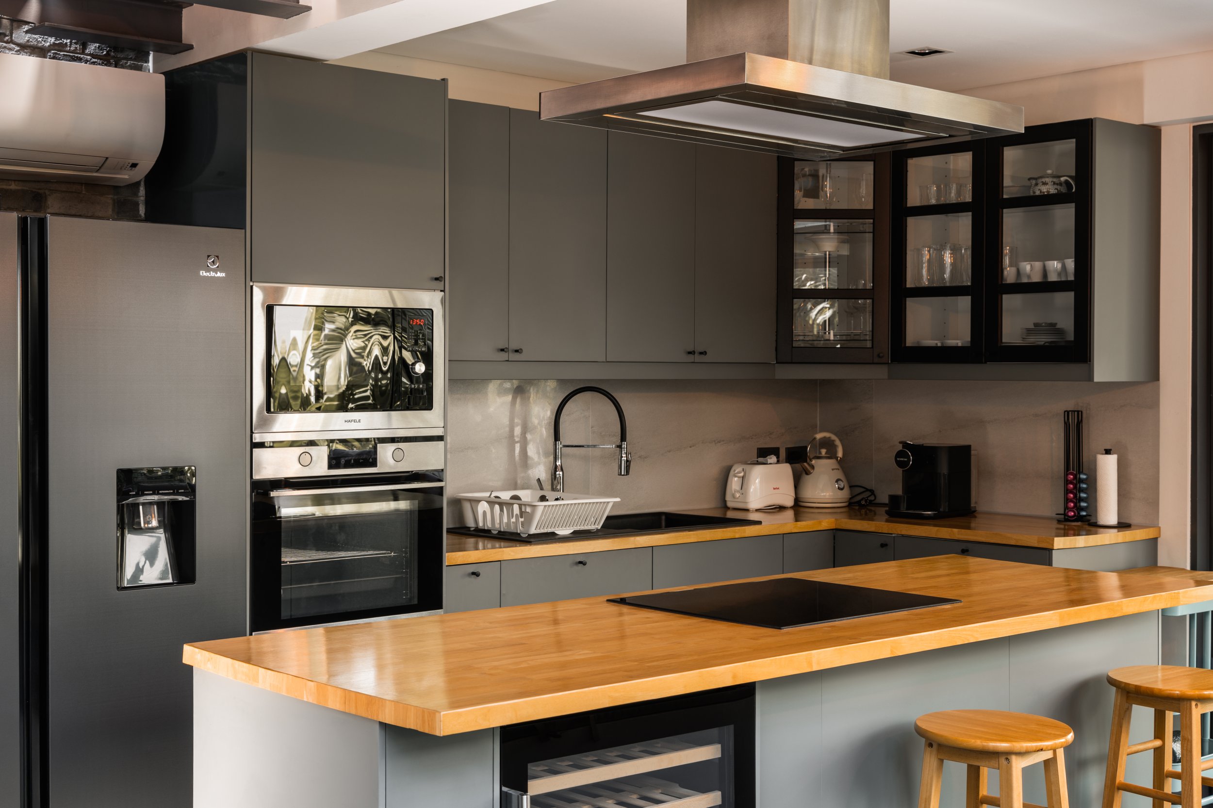 Motivated Seller | Prime Bangtao Pool Villa Deal image