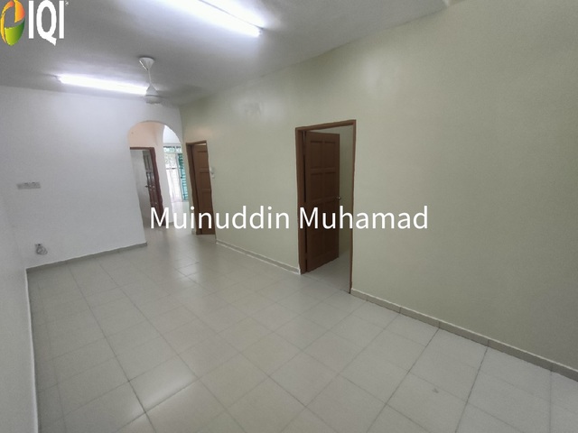 Taman Desa Bernam Baru Hutan Melintang Perak image