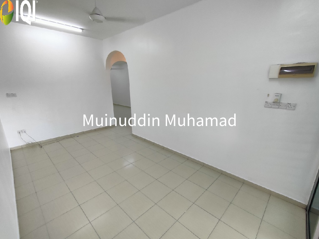 Taman Desa Bernam Baru Hutan Melintang Perak image