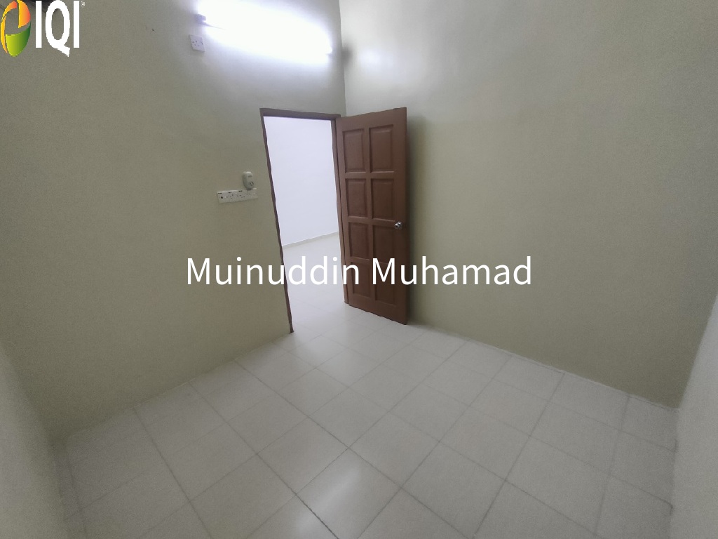 Taman Desa Bernam Baru Hutan Melintang Perak image