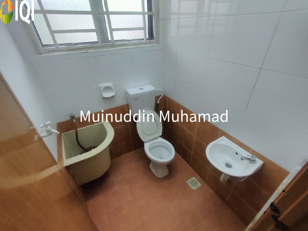 Taman Desa Bernam Baru Hutan Melintang Perak image