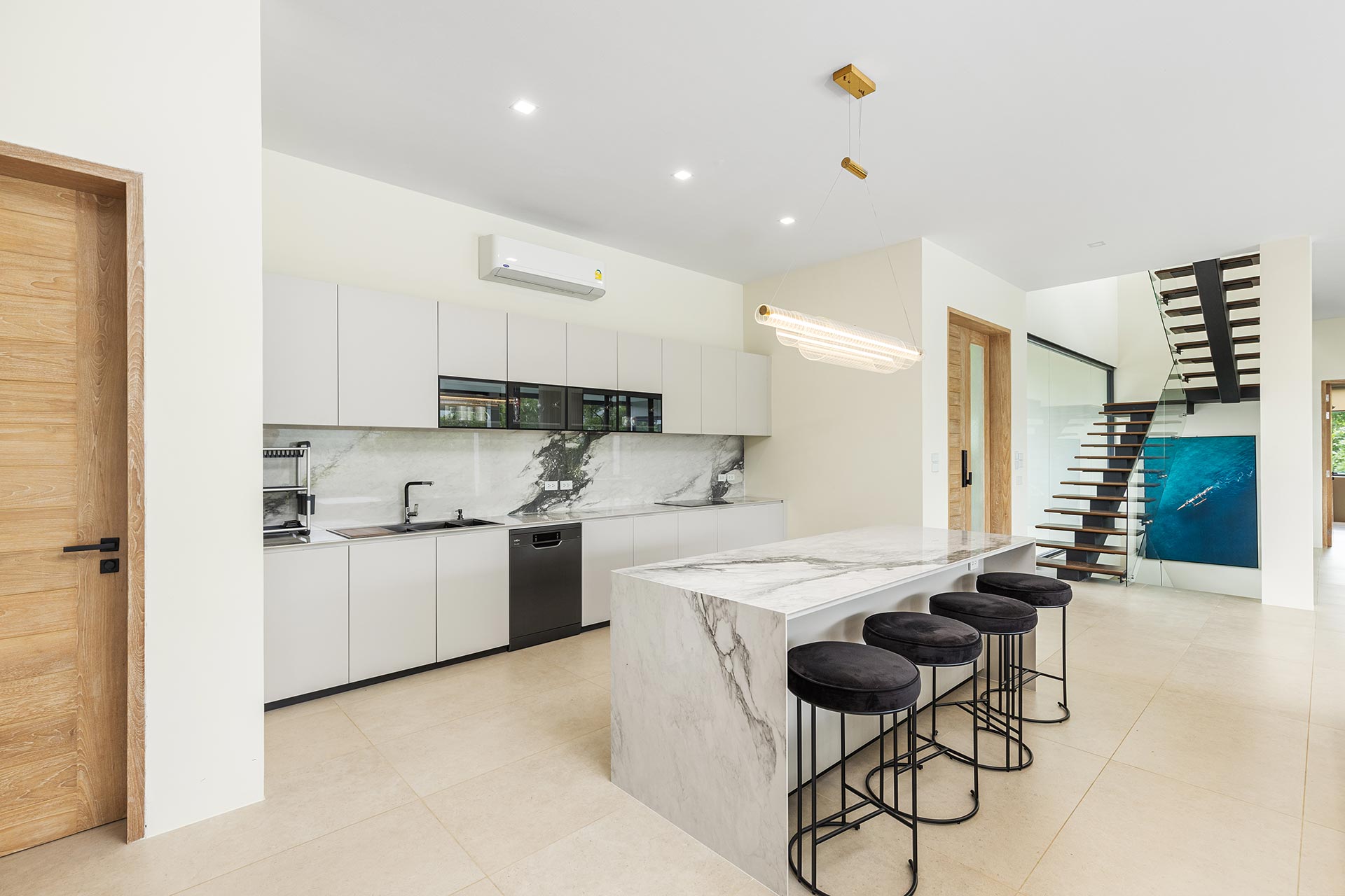 Elevated Luxury Living with Panoramic Views Manik, Phuket image