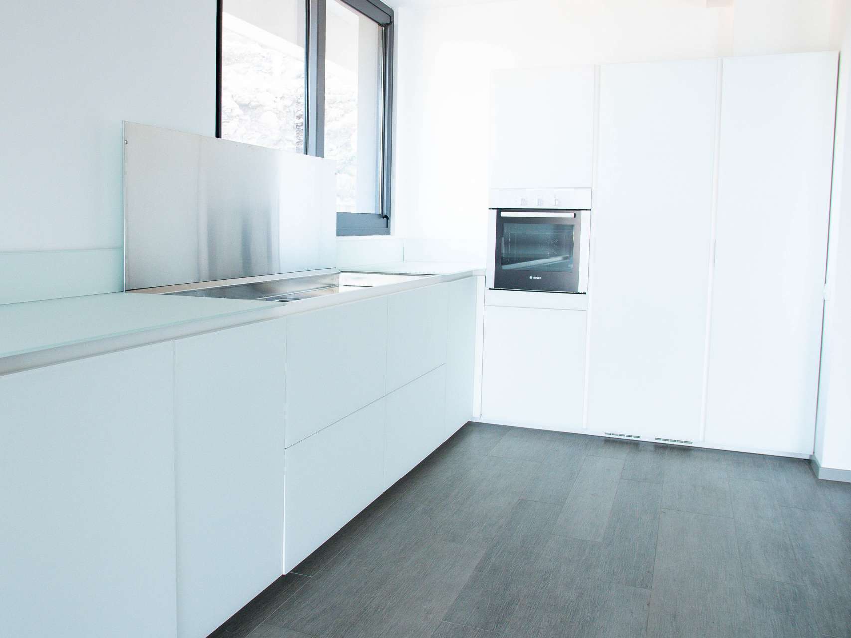 Modern villa with a spectacular view image