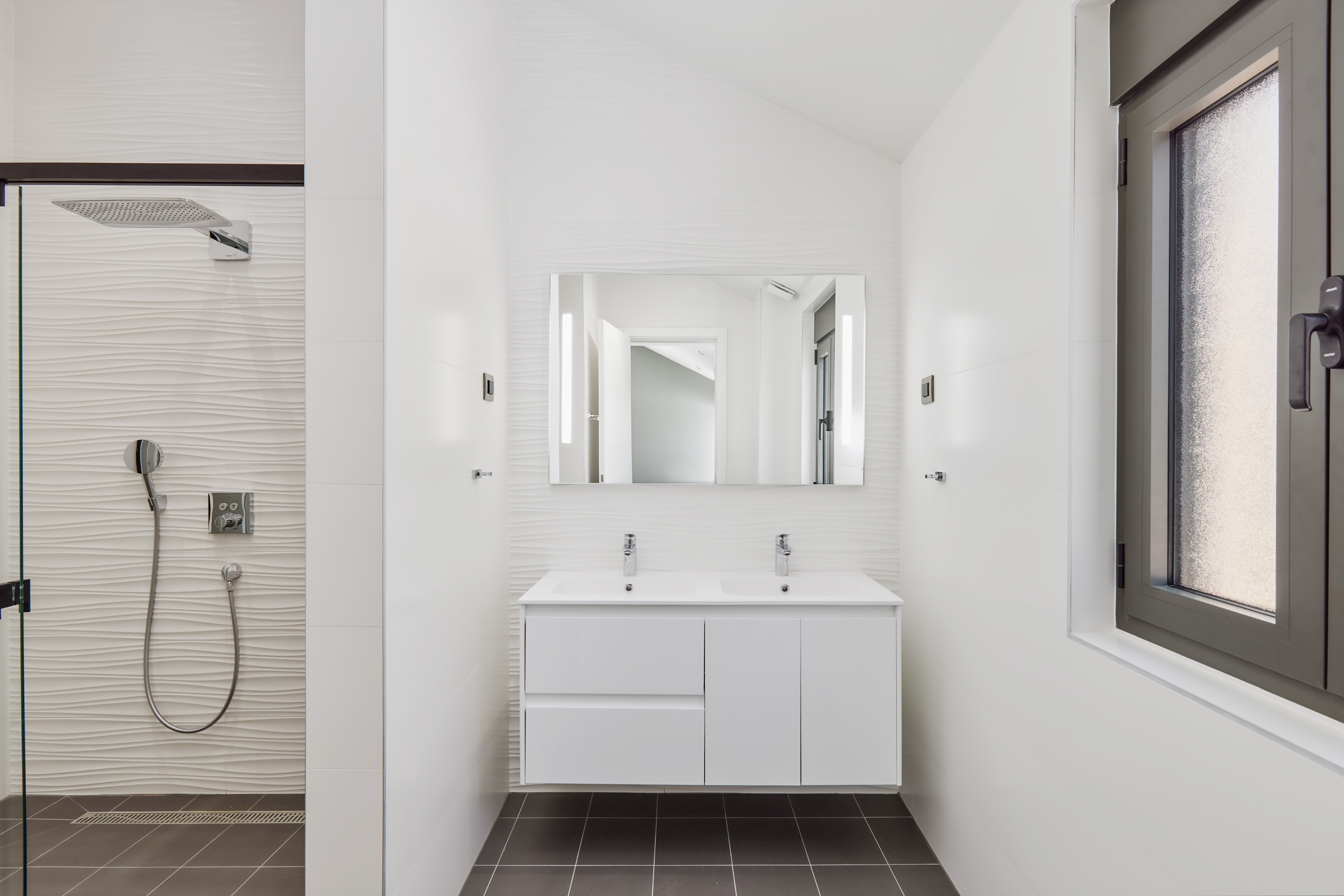 Exceptional contemporary villa “Horizon” for sale image