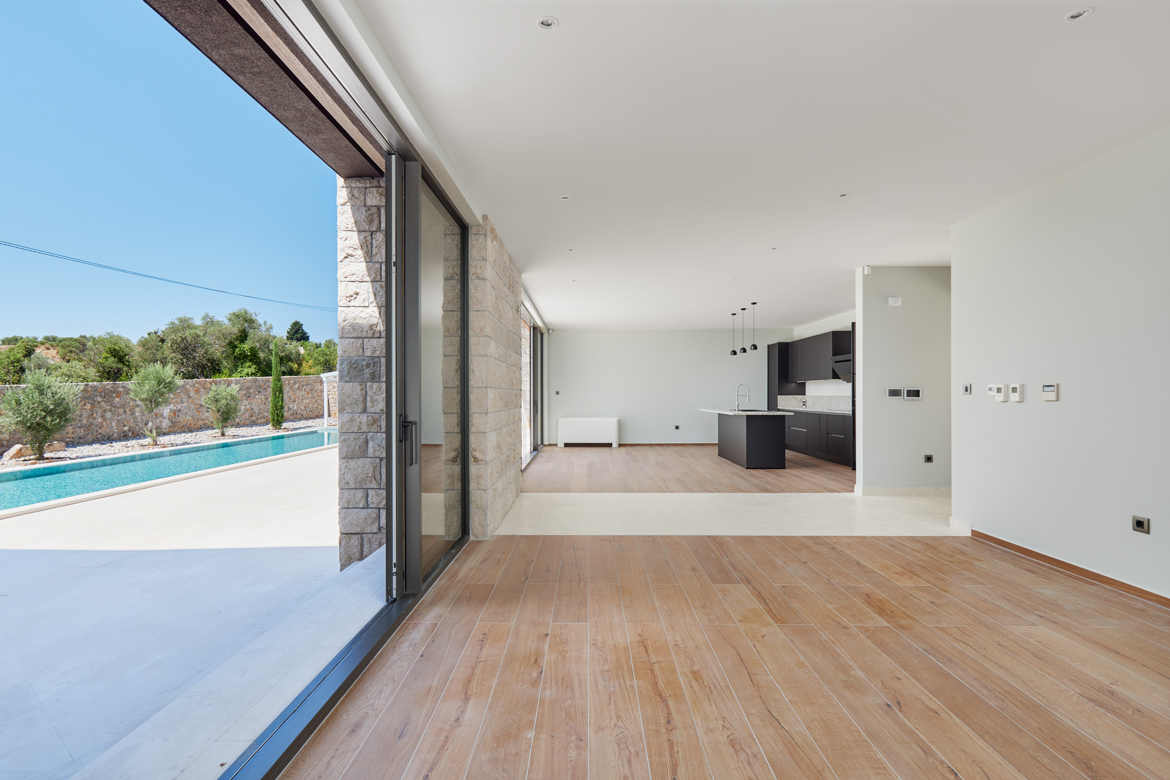 Exceptional contemporary villa “Horizon” for sale image