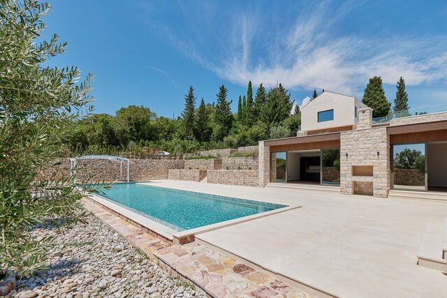 Exceptional contemporary villa “Horizon” for sale photo