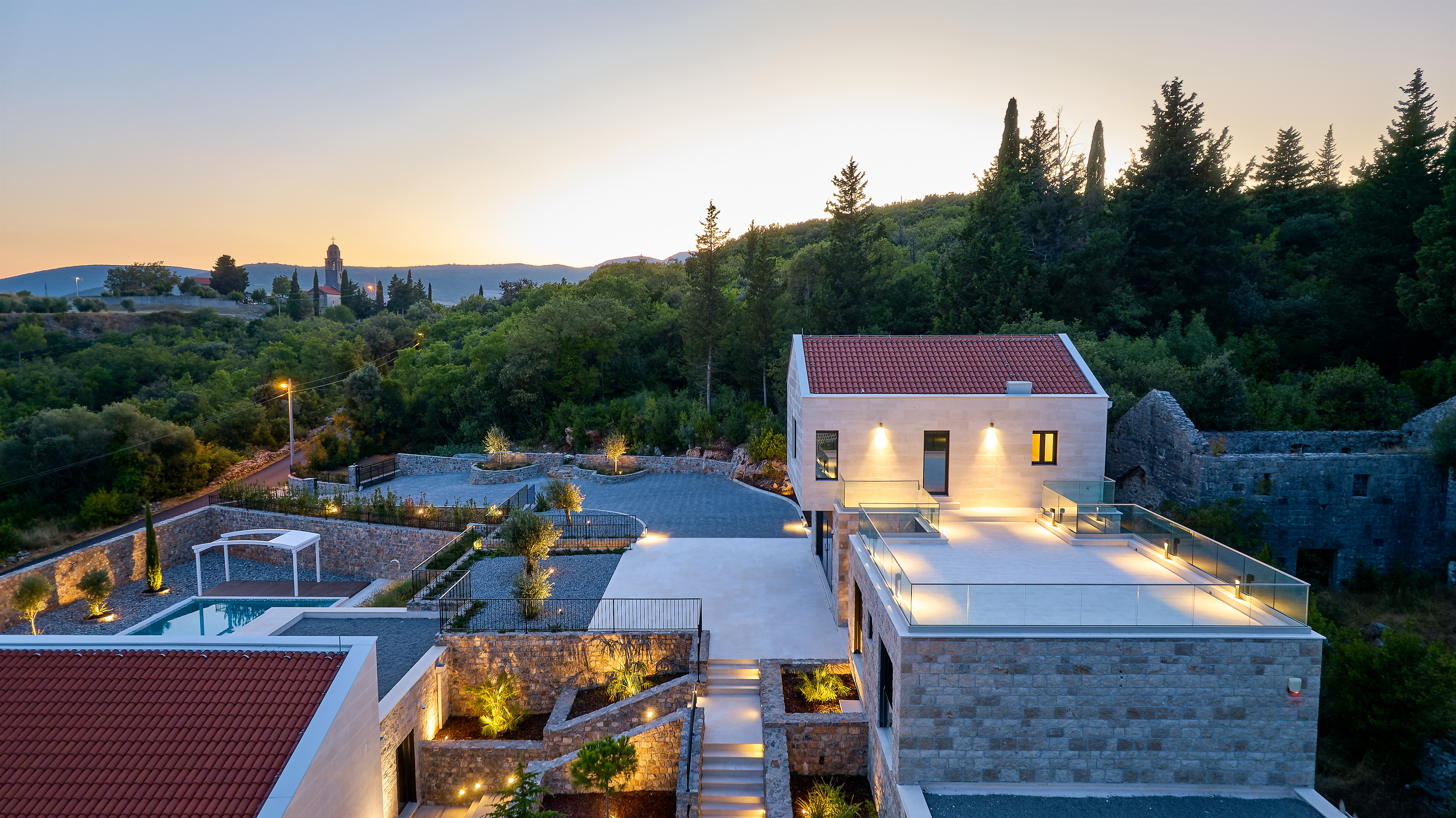 Exceptional contemporary villa “Horizon” for sale image