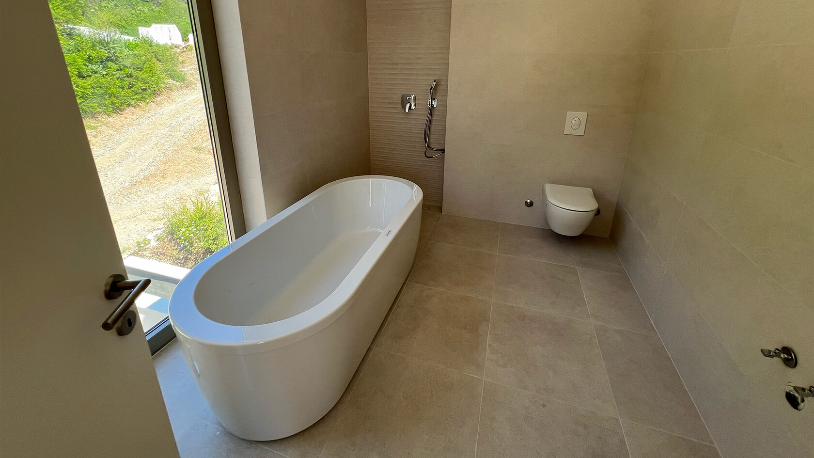 Modern Townhouses with Panoramic Sea Views in the Lastva Park residential complex image