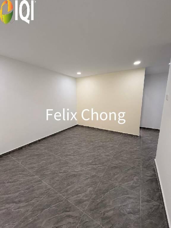 Taman Skudai Baru 1 Sty Terrace,Jalan Hang Lekiu,Skudai,Renovated,Bumi Lot image