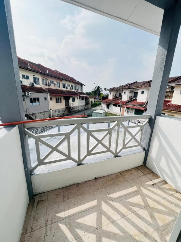 Double Storey Corner Lot @ Bandar Damai Perdana, Cheras image