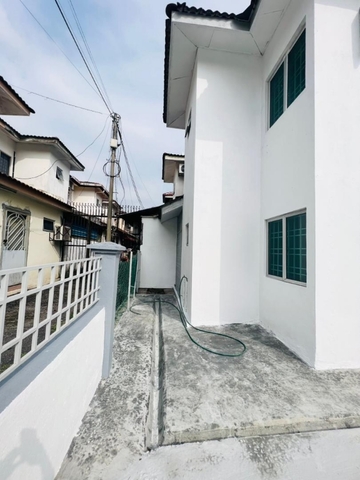 Double Storey Corner Lot @ Bandar Damai Perdana, Cheras image