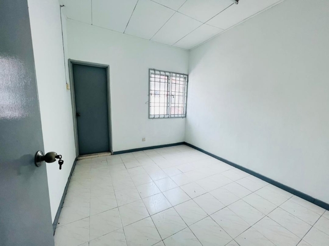 Double Storey Corner Lot @ Bandar Damai Perdana, Cheras image