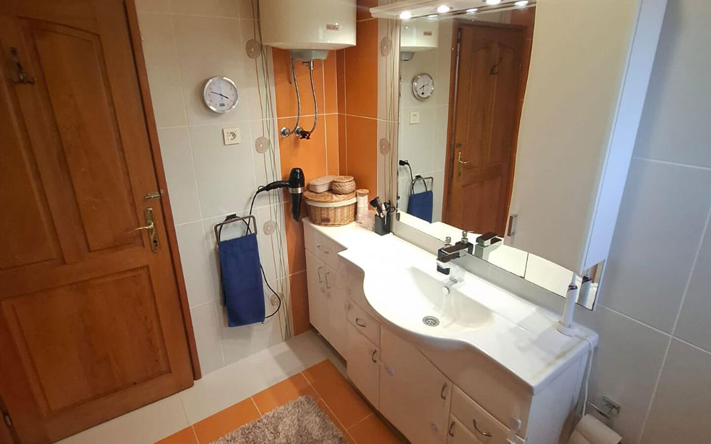 Authentic Stone Villa with Infinity Pool and Panoramic Sea Views image