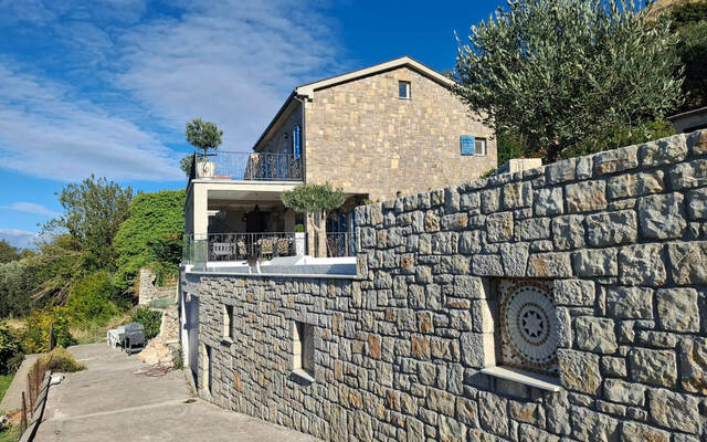 Authentic Stone Villa with Infinity Pool and Panoramic Sea Views image