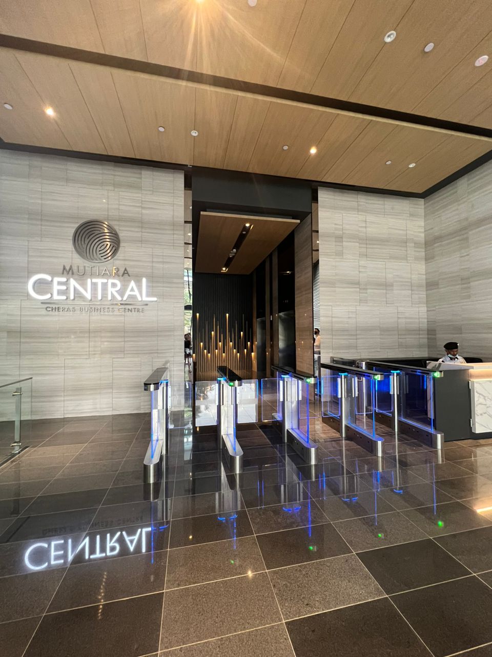 Mutiara Central image