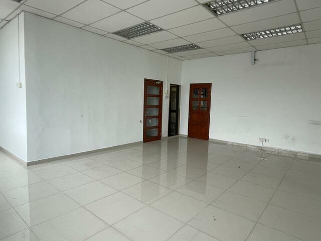 Taman Perindustrian Bukit Serdang image