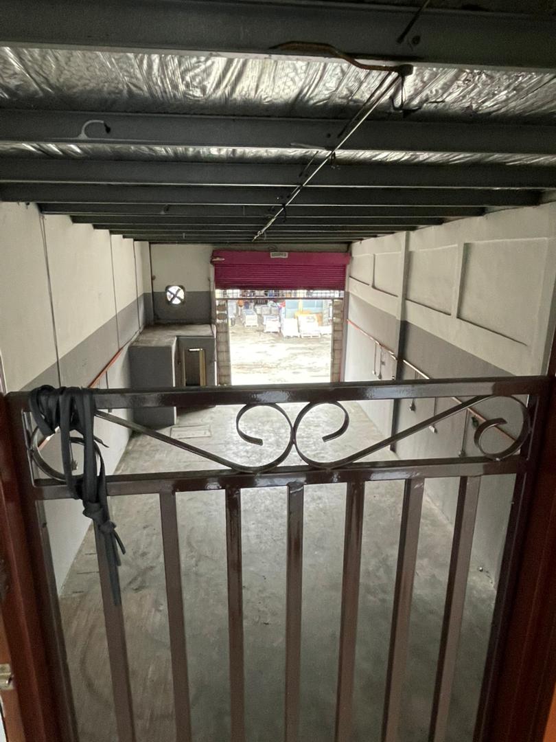 Taman Perindustrian Bukit Serdang image