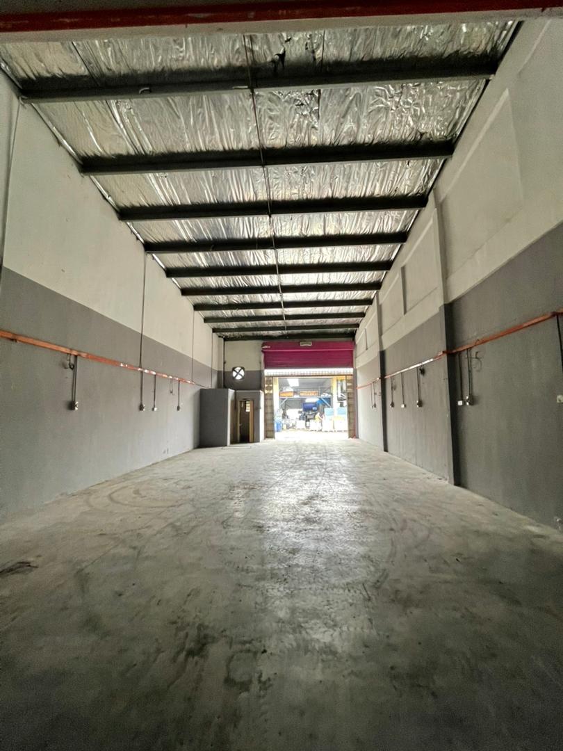 Taman Perindustrian Bukit Serdang image