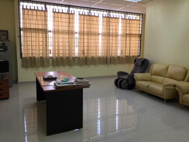 Taman Perindustrian Bukit Serdang image