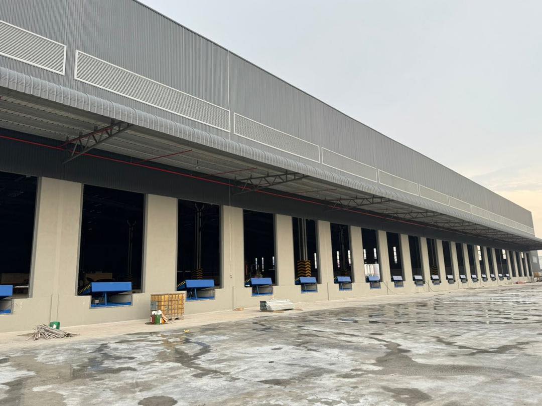 West Port, Pulau Indah image