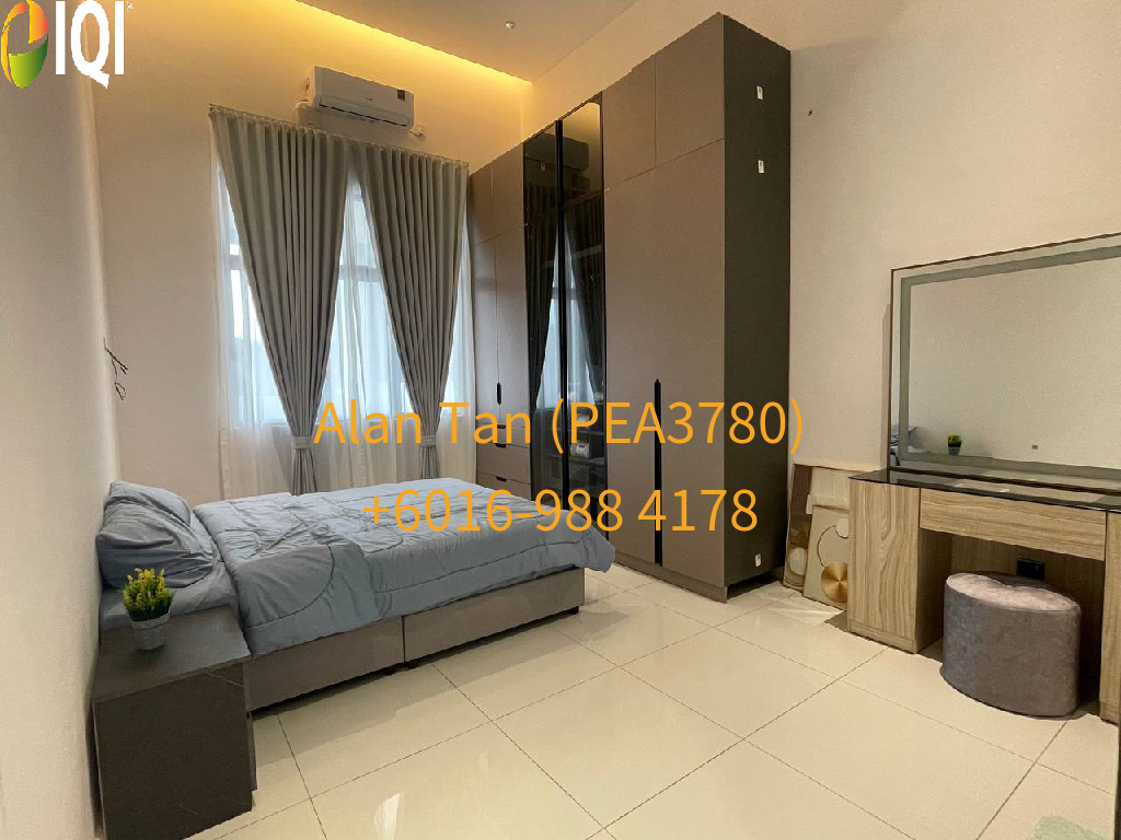 INDERA MAHKOTA image