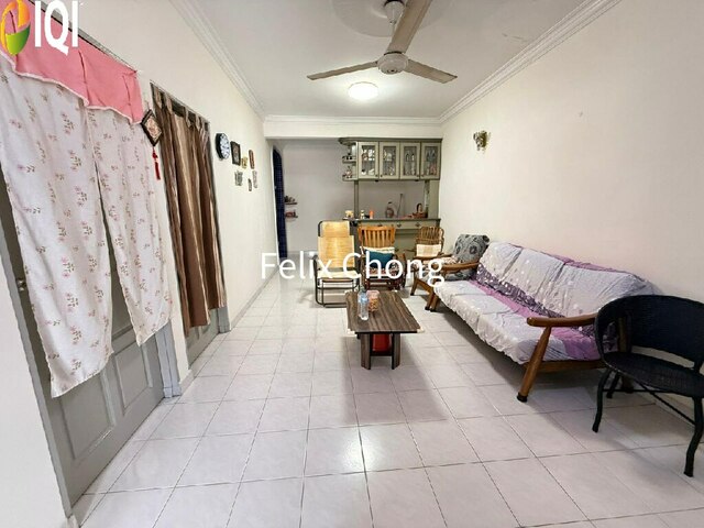 taman johor single storey terrace image