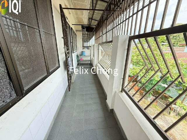 taman johor single storey terrace image