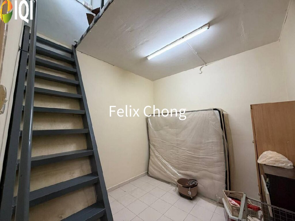 puteri wangsa single storey terrace image