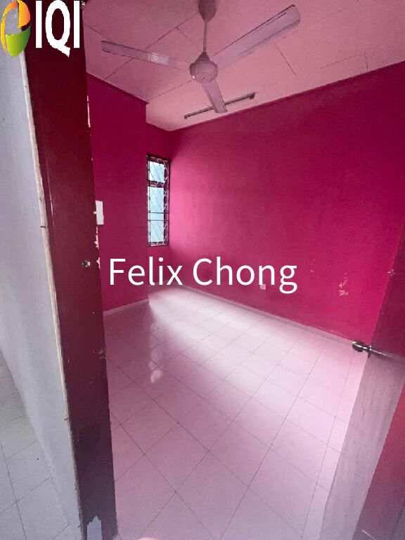 senai utama single storey terrace image