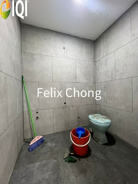 taman kempas single storey terrace