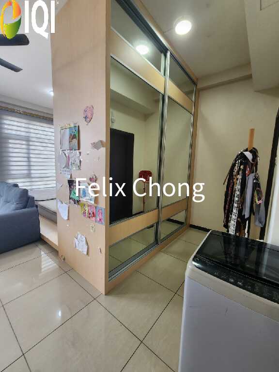 Molek Regency Studio,High Floor,City View,Furnished,Johor Bahru image