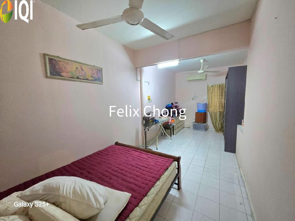 Taman Putri Kulai 2 Sty Terrace,Jalan Sri Putri,Kulai,Renovated,Full Loan image