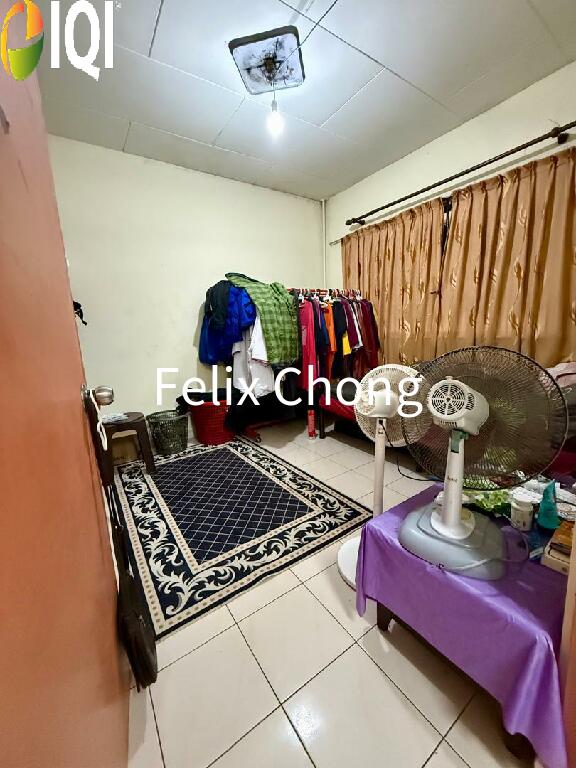 Taman Cempaka Low Cost Flat,Johor Bahru,Tampoi,Skudai,High Floor image