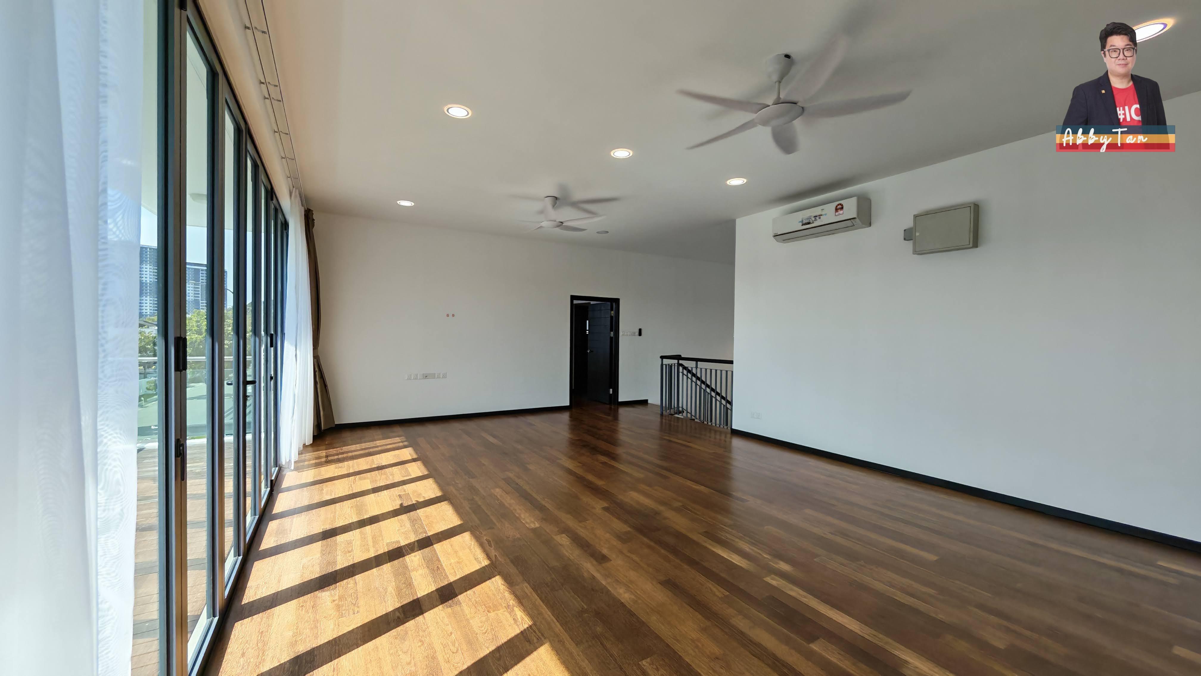 Taman Manikar Bungalow | Gated & Guarded | Furnished | Likas image