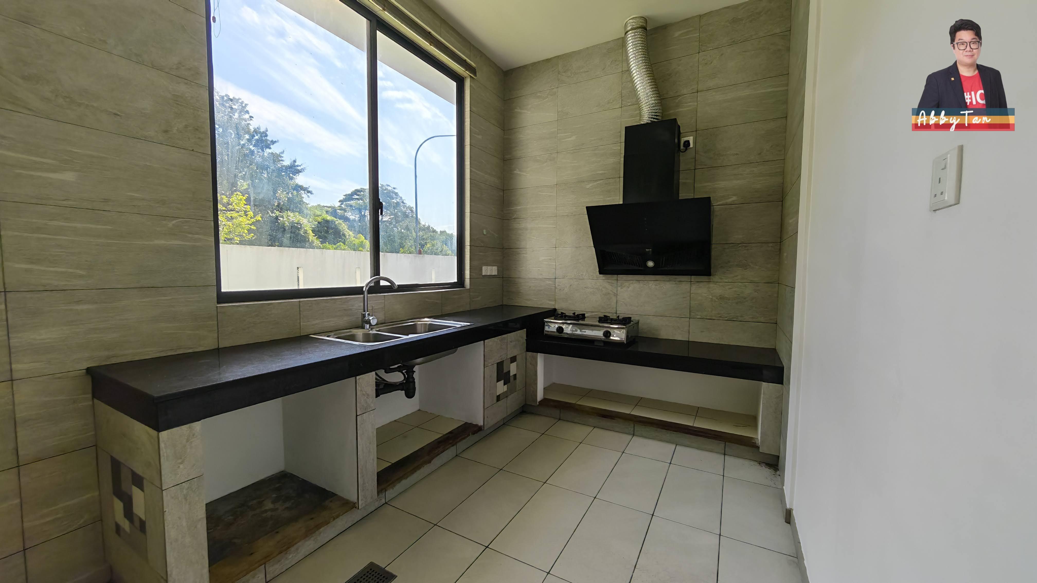 Taman Manikar Bungalow | Gated & Guarded | Furnished | Likas image