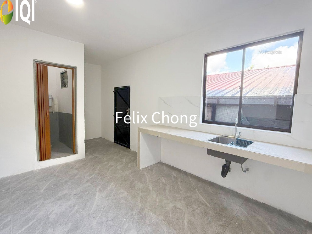 Taman Gelang Emas 1 Sty Low Cost,Gelang Patah,Renovated image